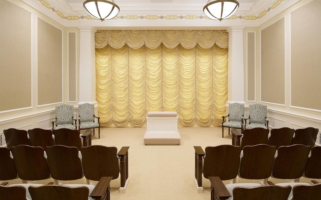 Sealing room inside the Winnipeg Manitoba Temple.