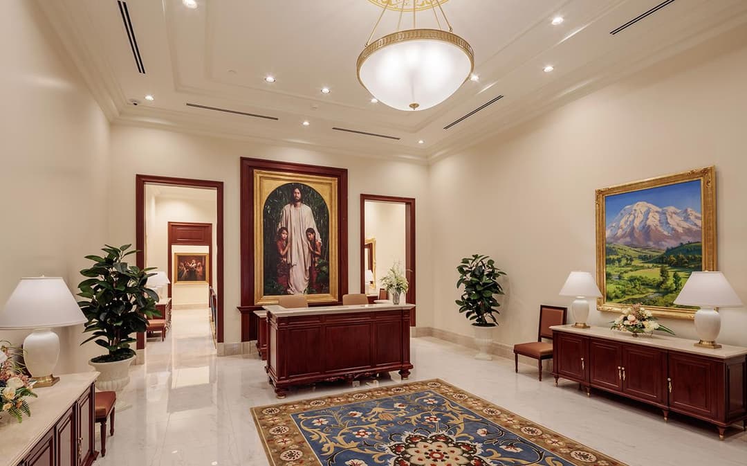 Foyer and reception desk in the Quito Ecuador Temple.