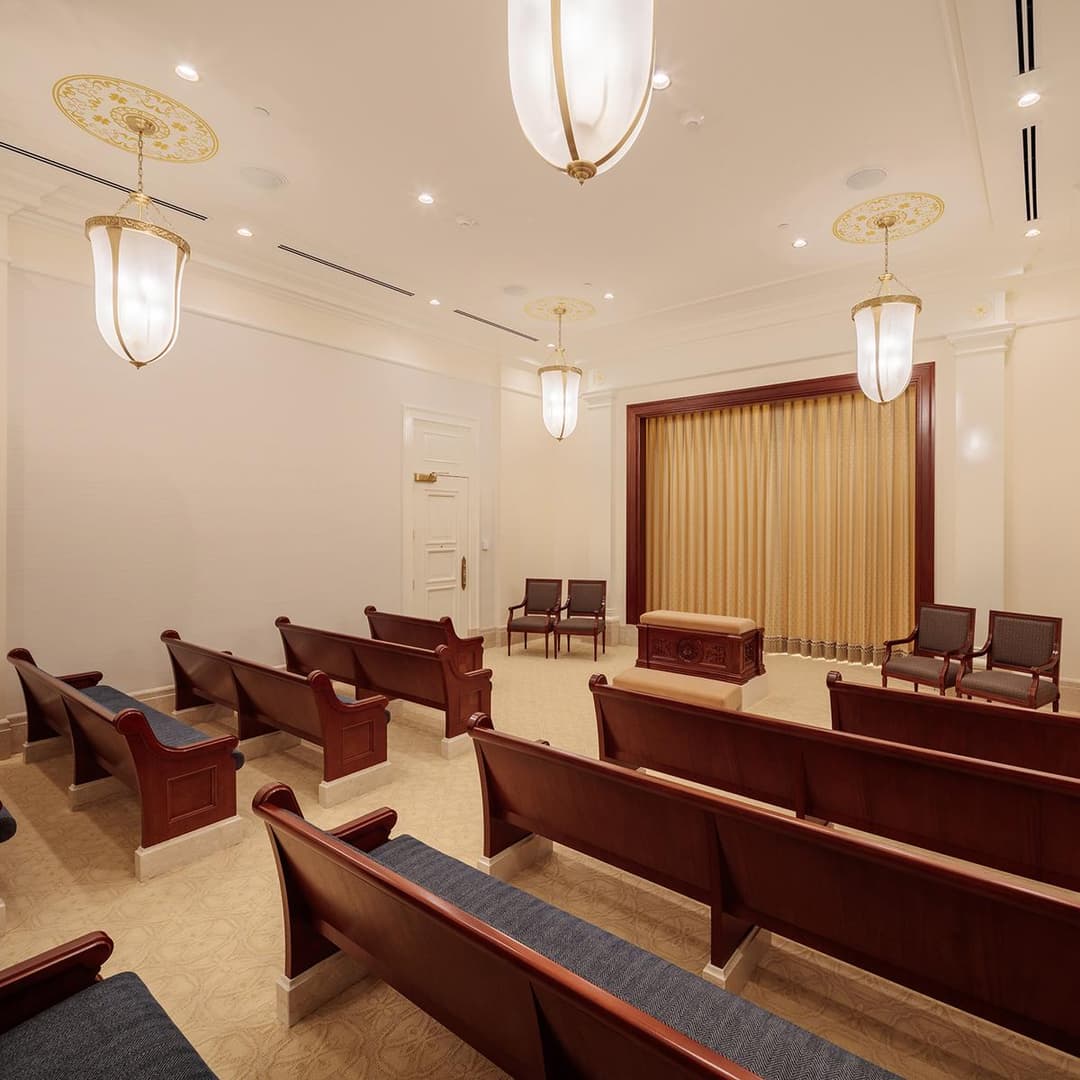 Interior view of a sealing room in the Quito Ecuador Temple.