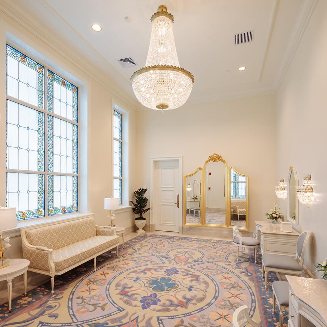 Bride's room inside the Quito Ecuador Temple.