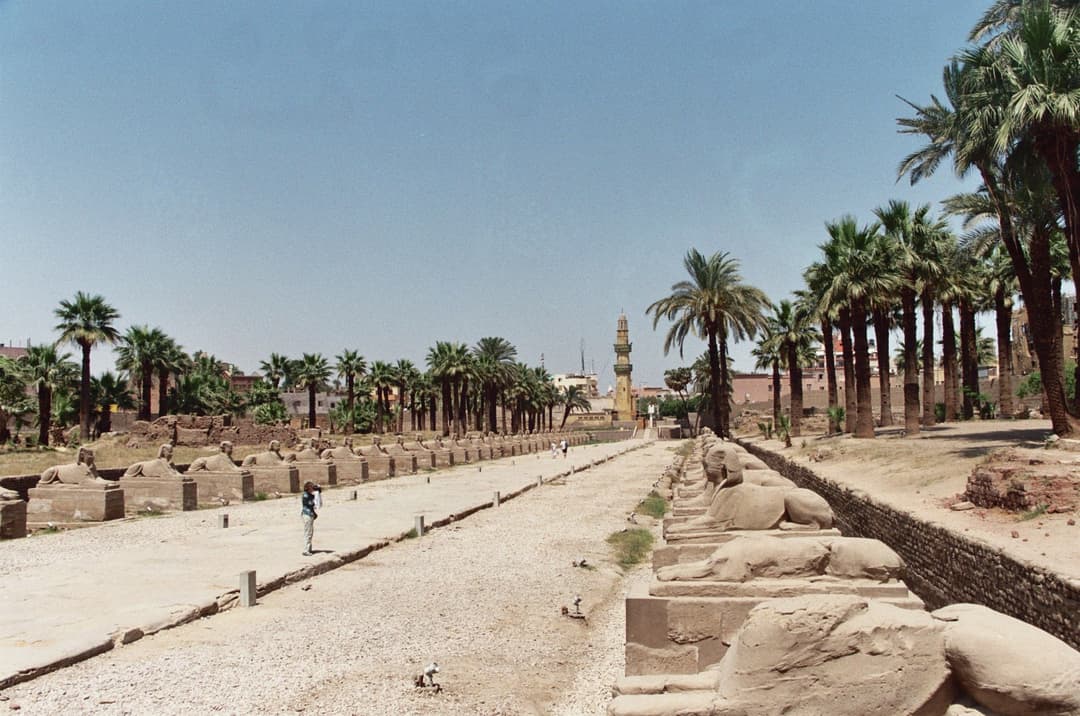 The towering obelisk of Hatshepsut at Karnak Temple.