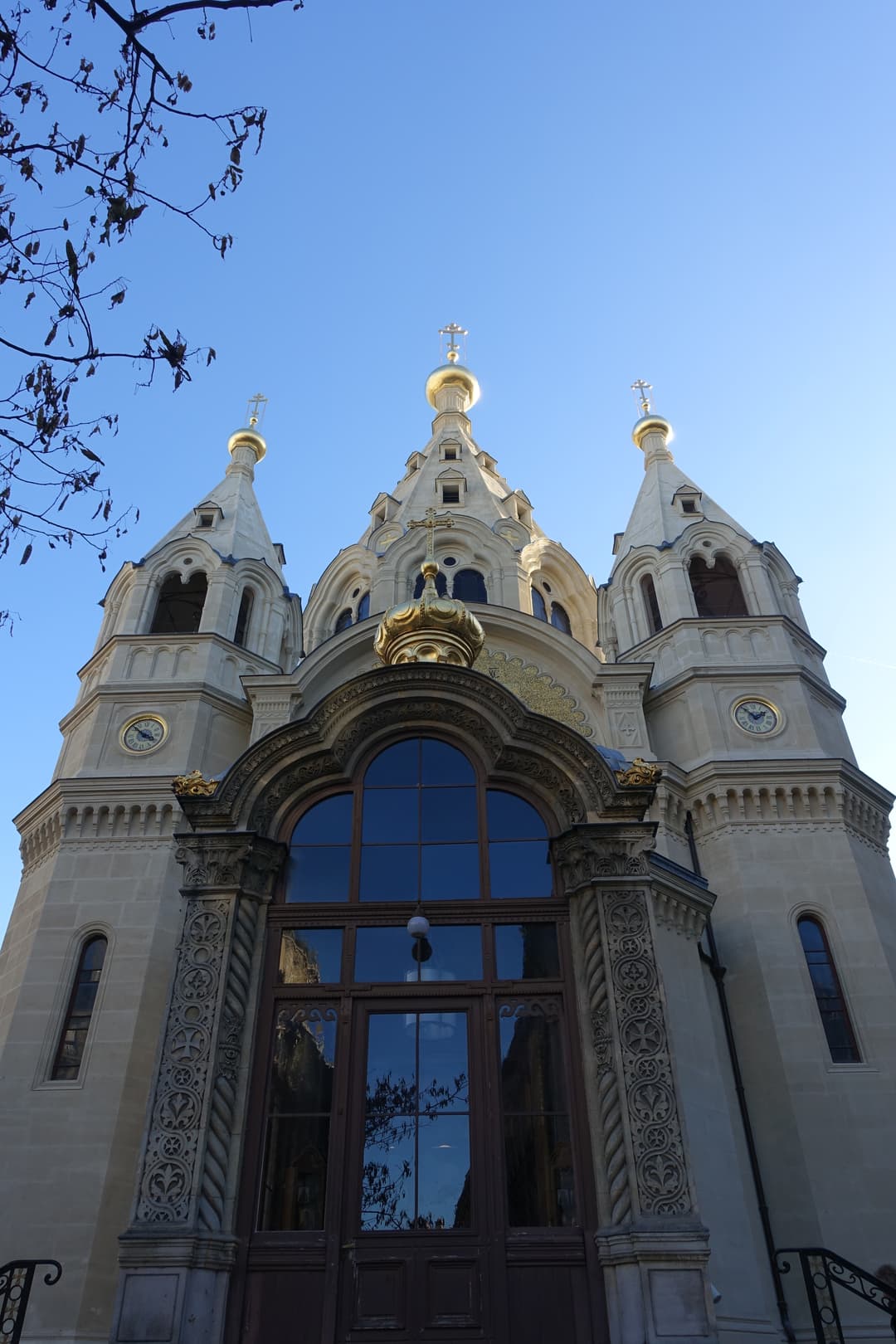 Front entrance and golden domes of Saint-Alexandre-Nevsky Cathedral.