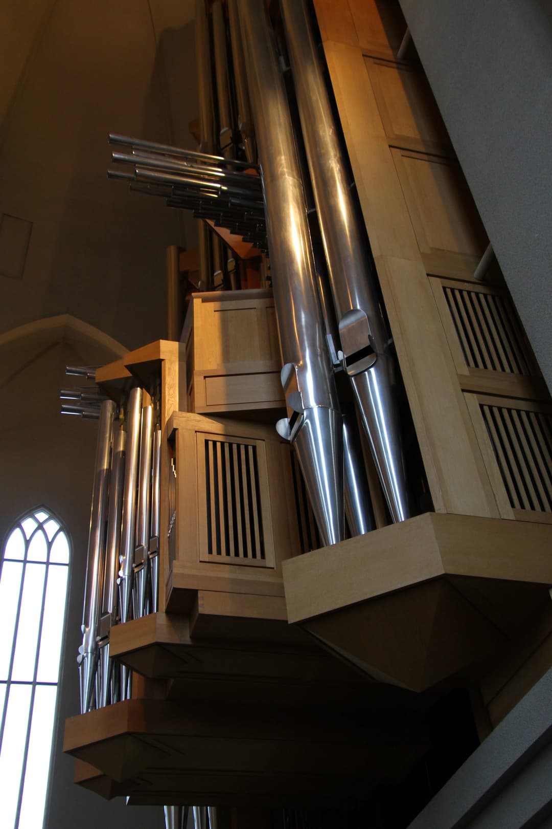 从塔楼看到的景色，俯瞰着色彩缤纷的雷克雅未克市。