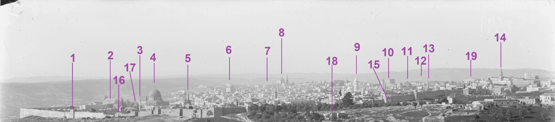 阿克萨清真寺建筑群的全景图。