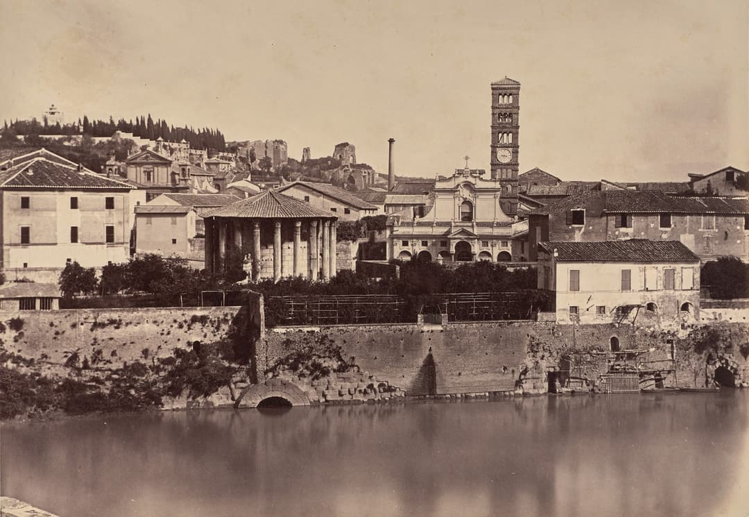 The colonnacce columns, remnants of the Temple of Minerva.