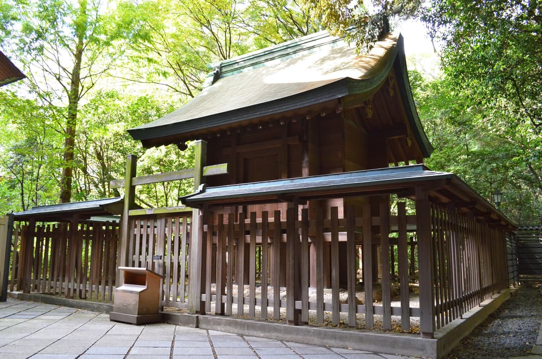 The Nobunaga-Bei, a historic mud wall donated by Oda Nobunaga.