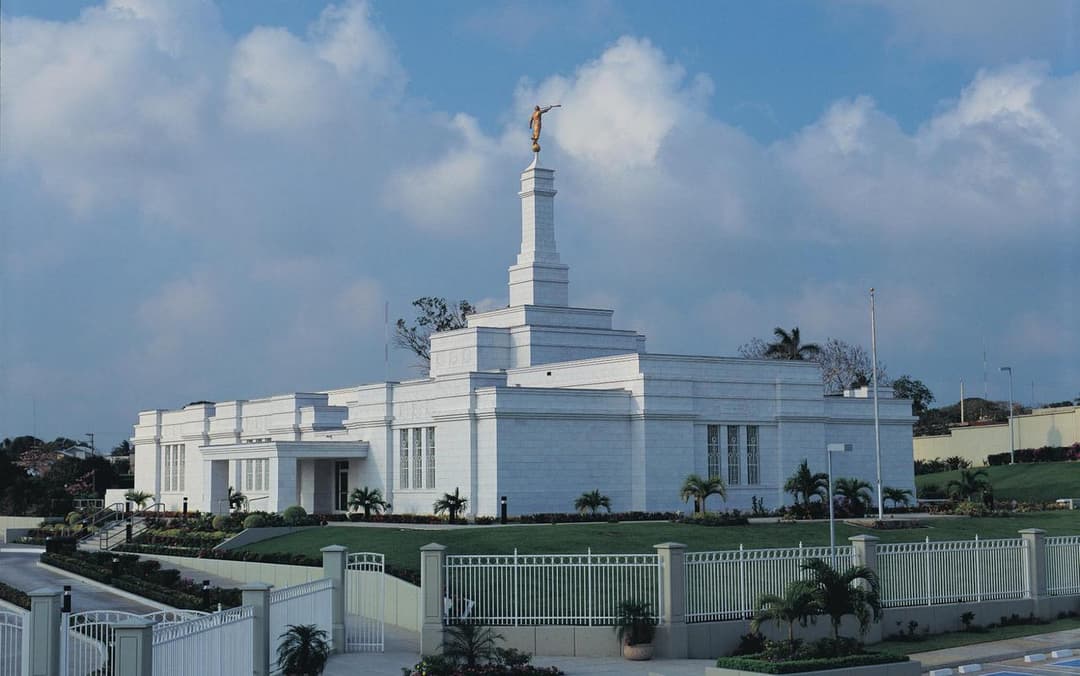 Wide-angle daylight view of the Tampico Mexico Temple exterior and grounds.