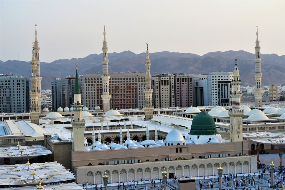 The Green Dome, a distinctive feature marking the tomb of Prophet Muhammad.