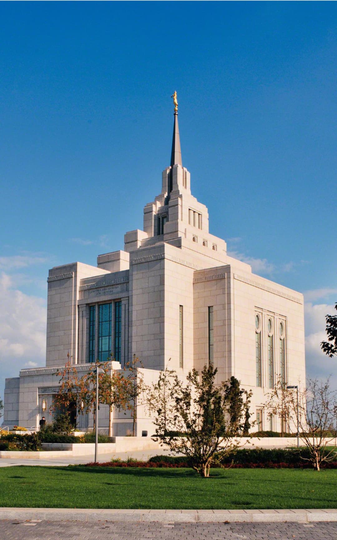Daytime exterior view of the Kyiv Ukraine Temple and central spire.