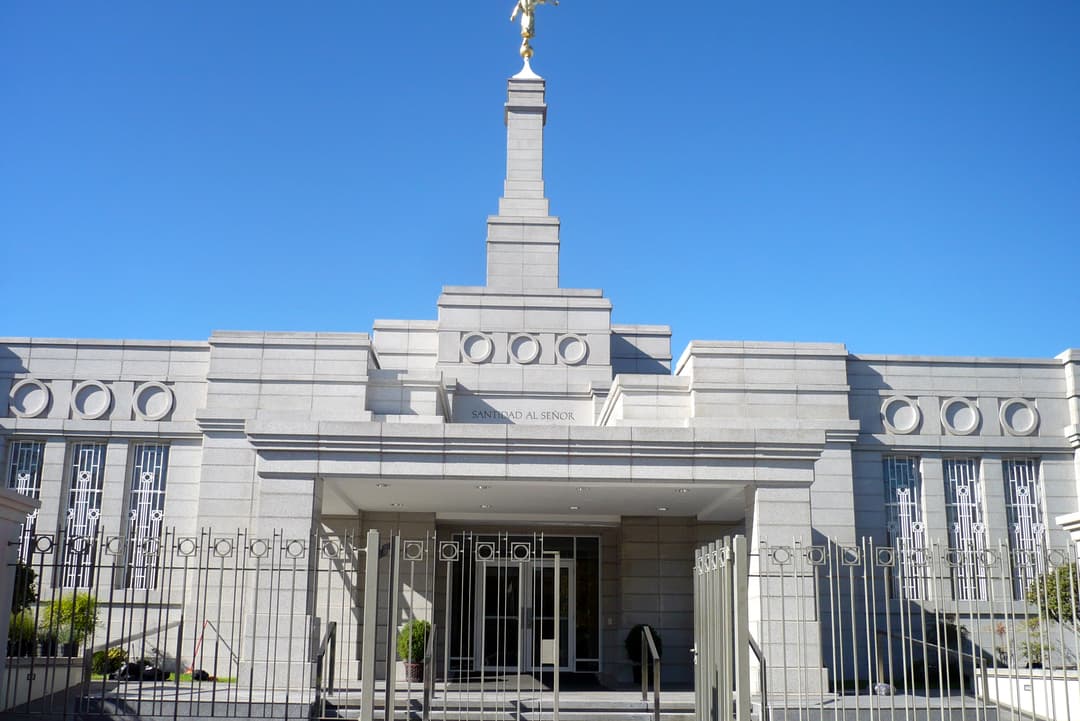 Front facade of Montevideo Uruguay Temple with Angel Moroni.