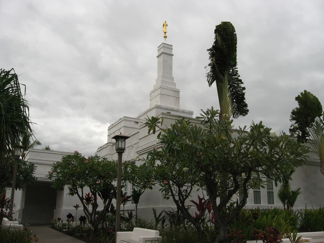 The Kona Hawaii Temple stands as a beacon of faith in the community.