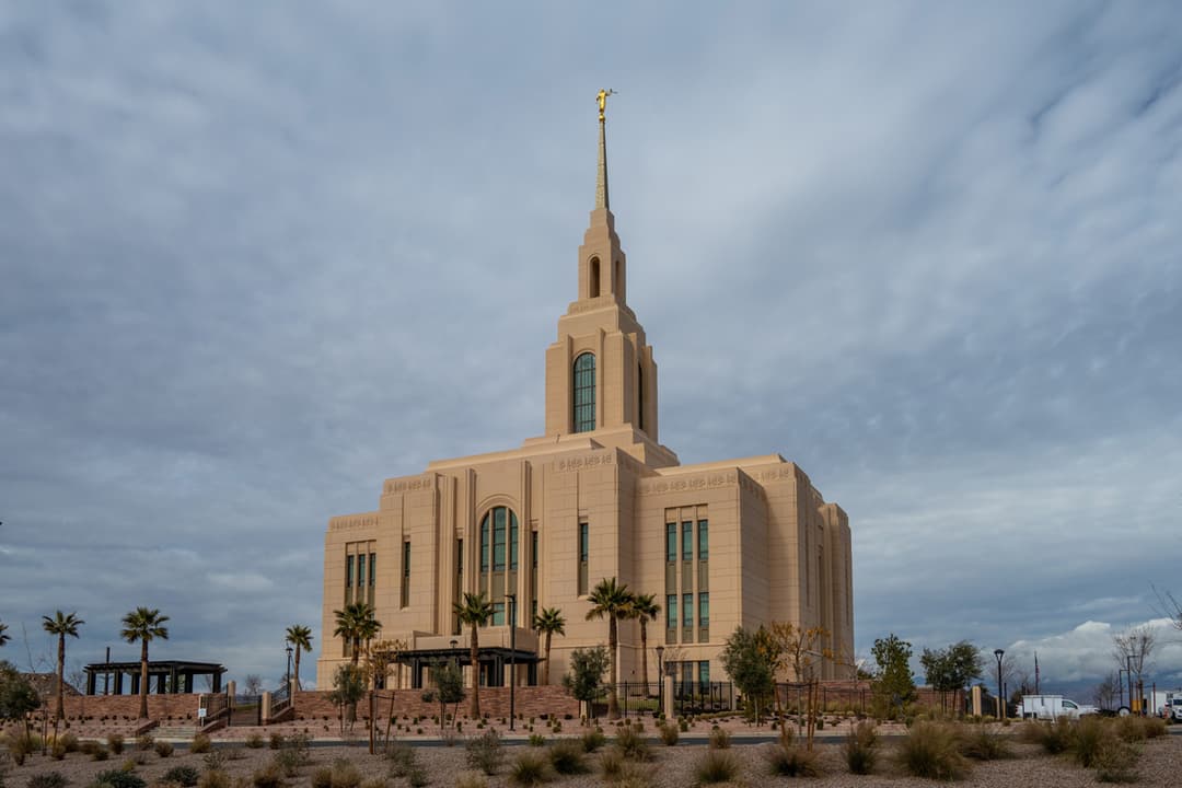 Exterior view of the Red Cliffs Utah Temple under an overcast sky.