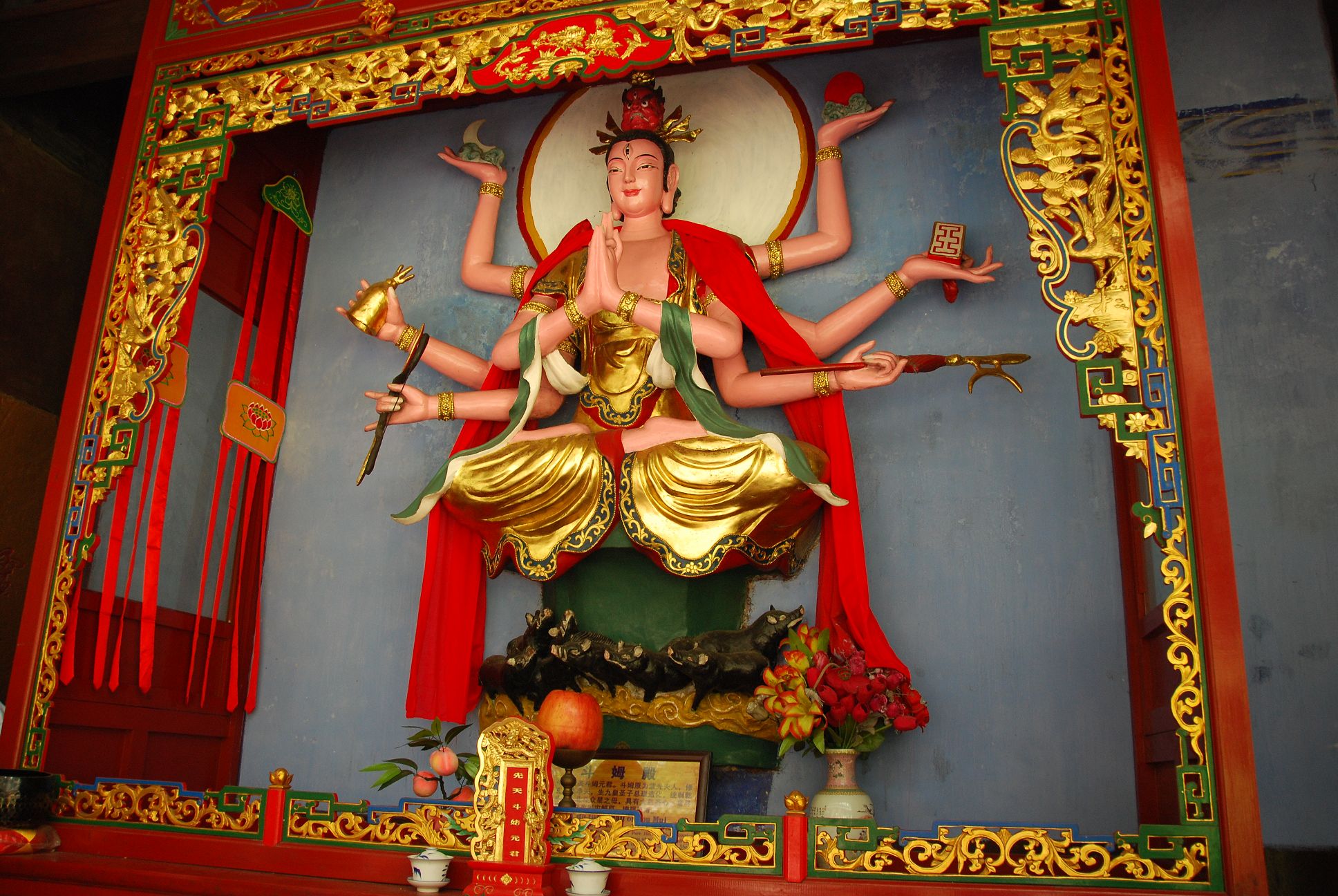 The intricate architecture of Jianfu Palace.