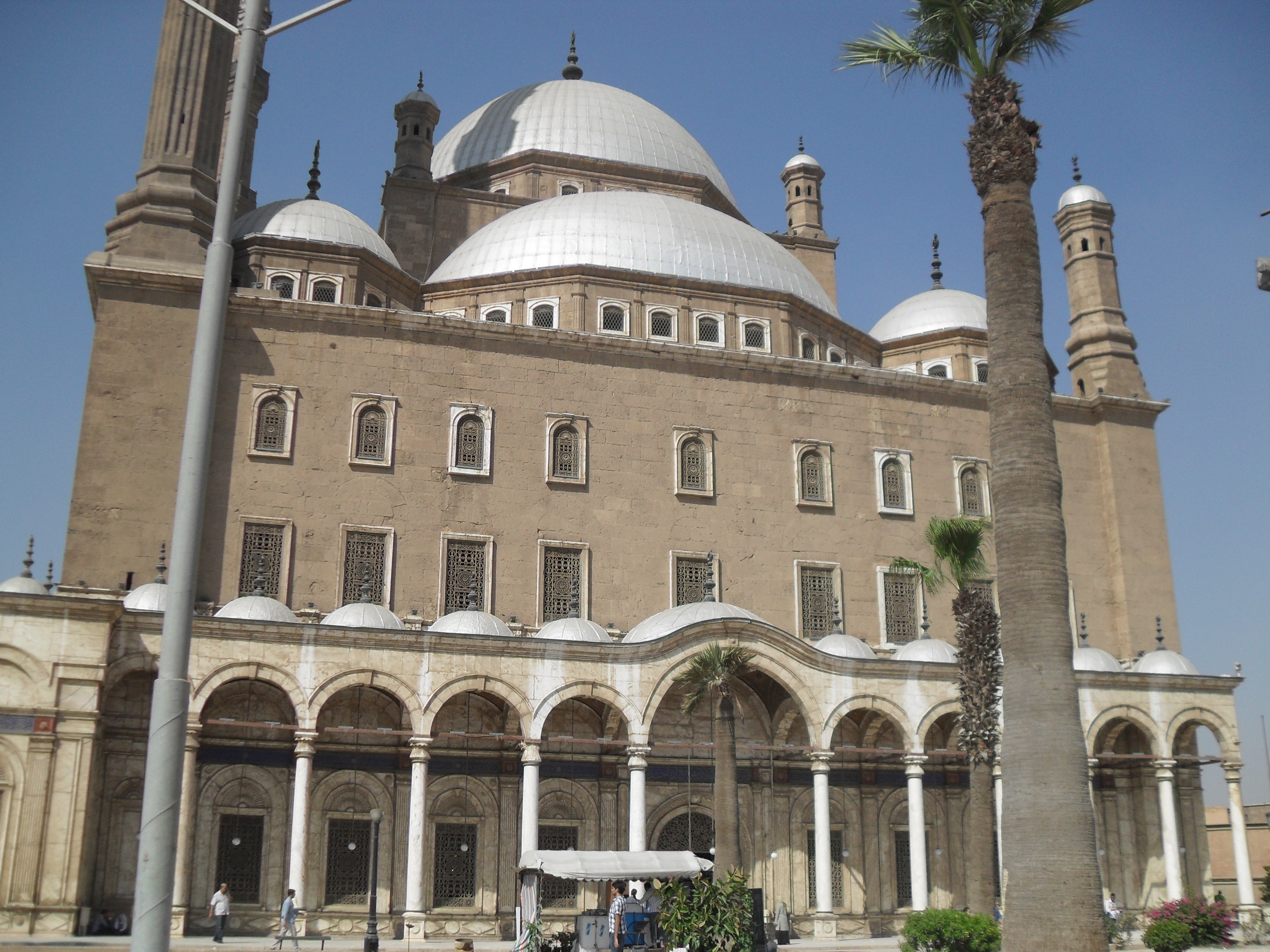 Exterior view of the mosque showcasing its Ottoman architectural style.