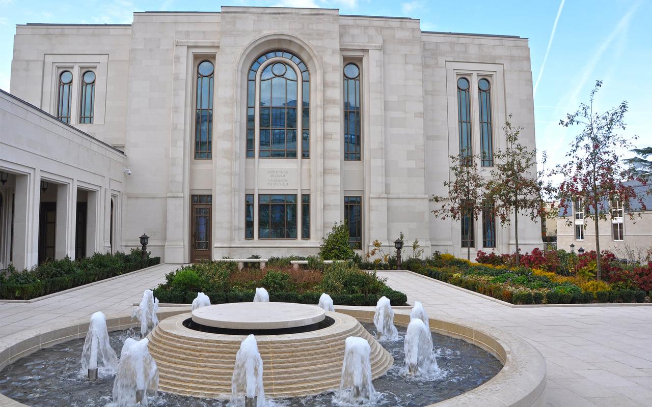 Elegant architectural details of the temple's Modern Classical façade.