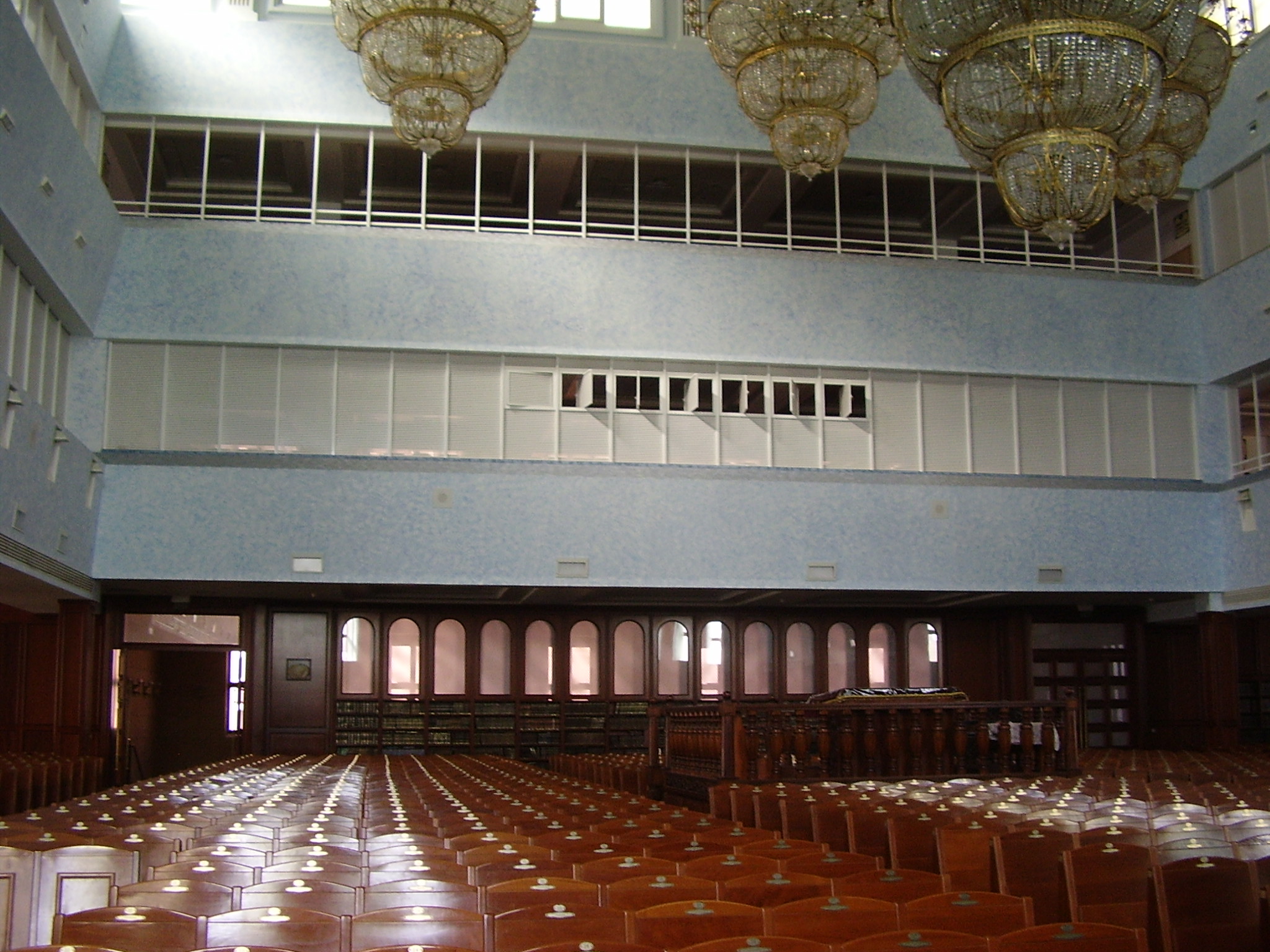 Belz Great Synagogue — View 3