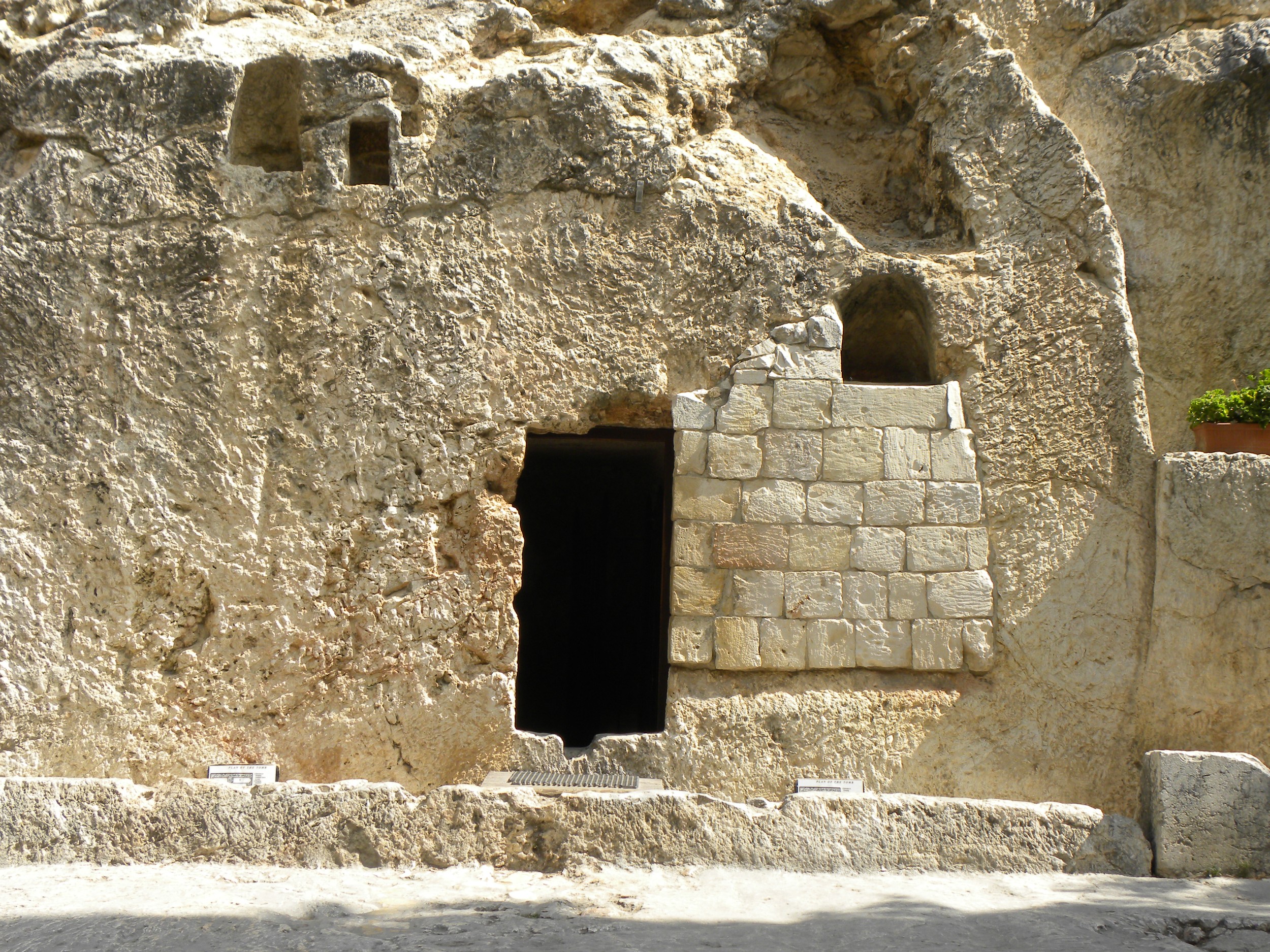 The Garden Tomb grounds