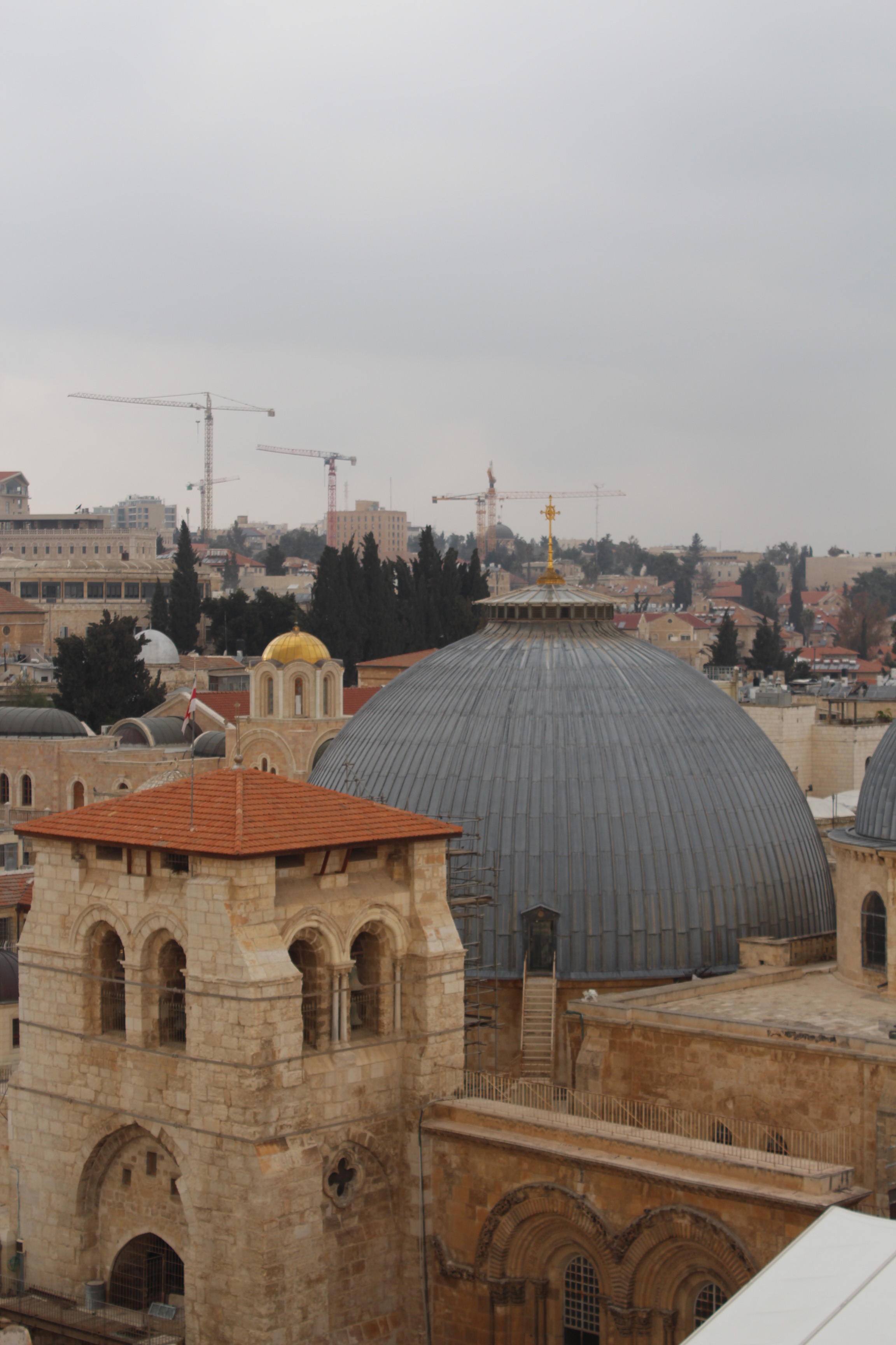 The Constantinian rotunda (Anastasis) is a key feature of the Church.