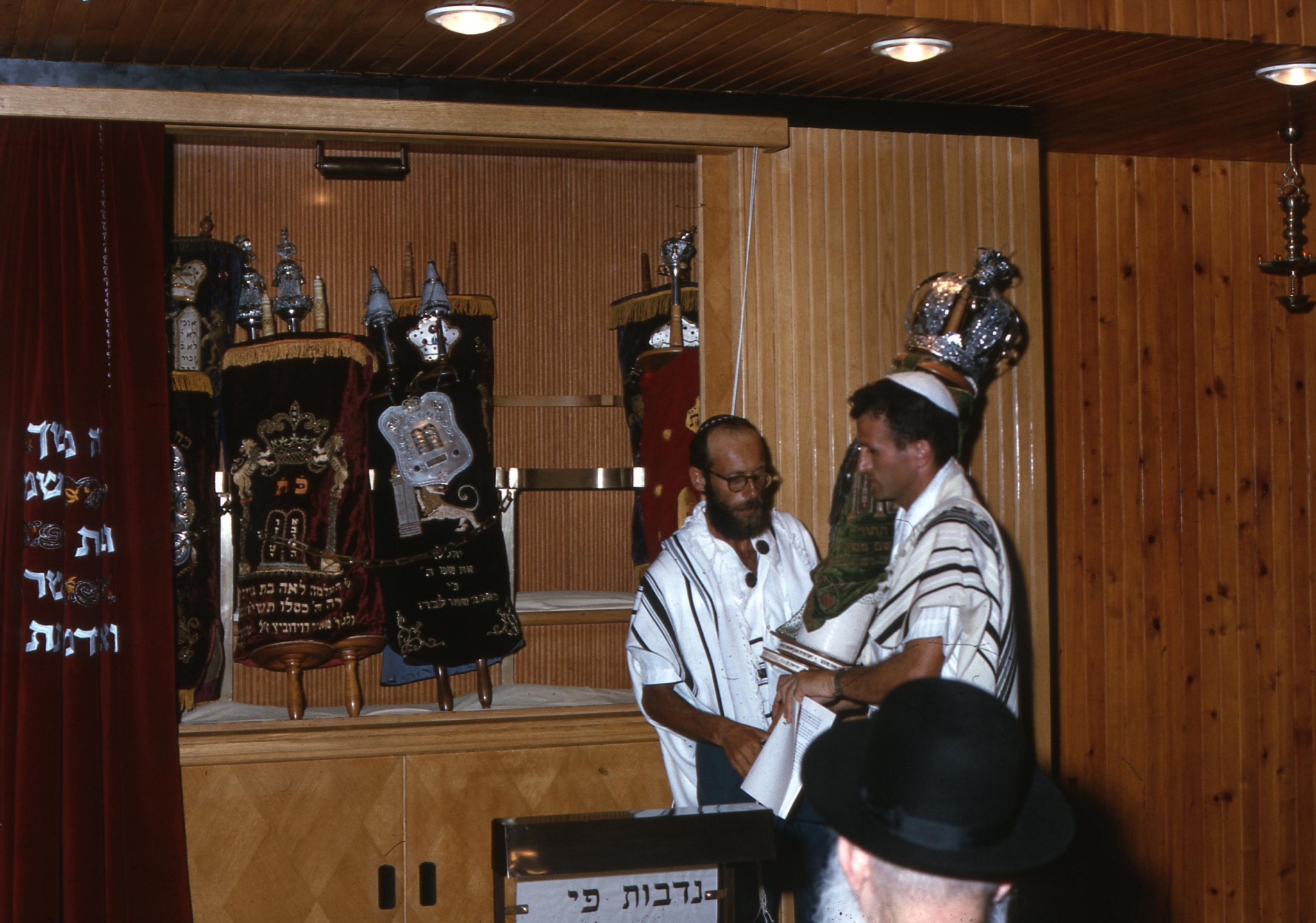 Interior view of the Tiferet Yisrael Synagogue (reconstruction rendering).