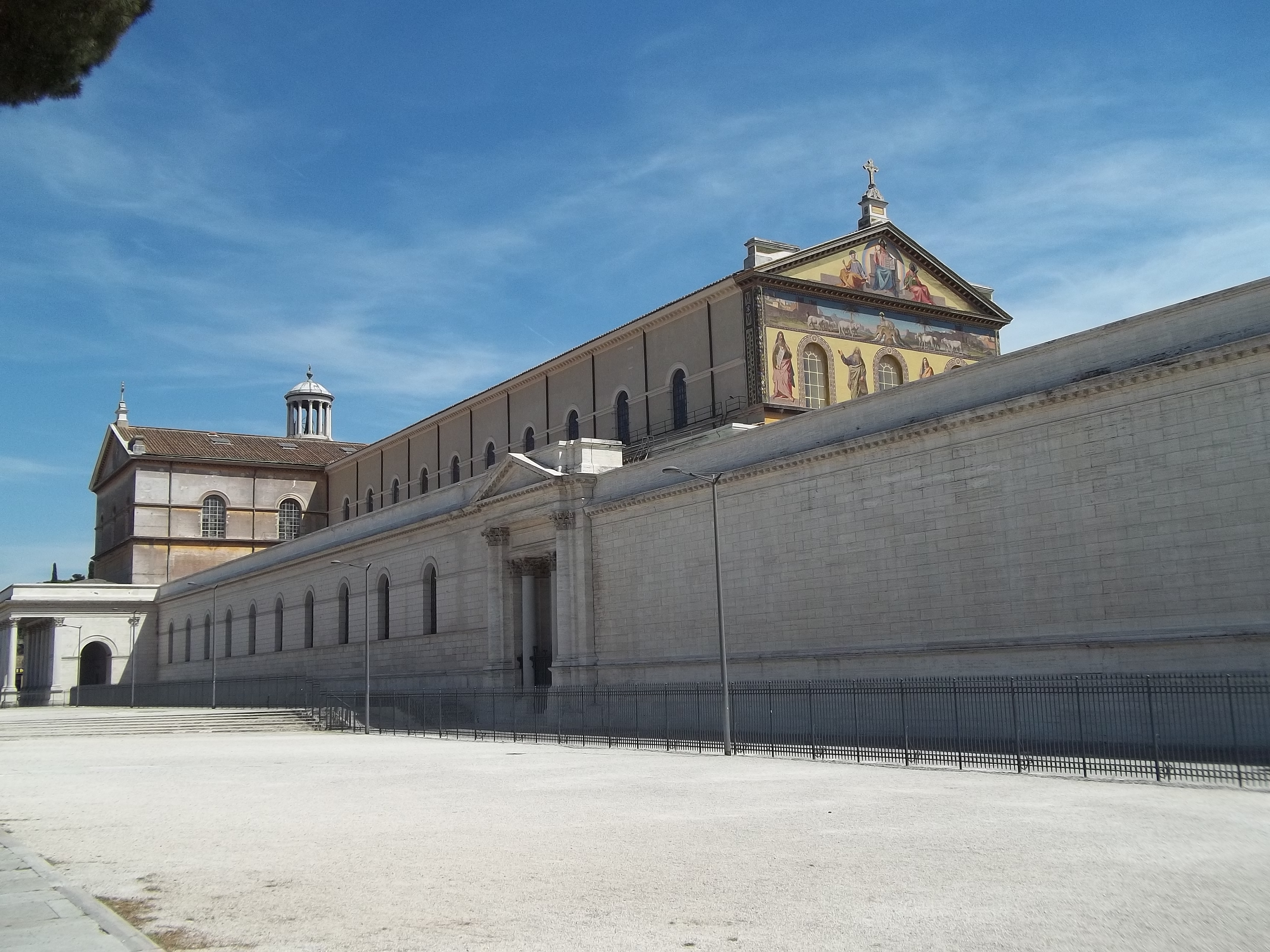 Interior of the basilica showcasing its impressive columns and ceiling.