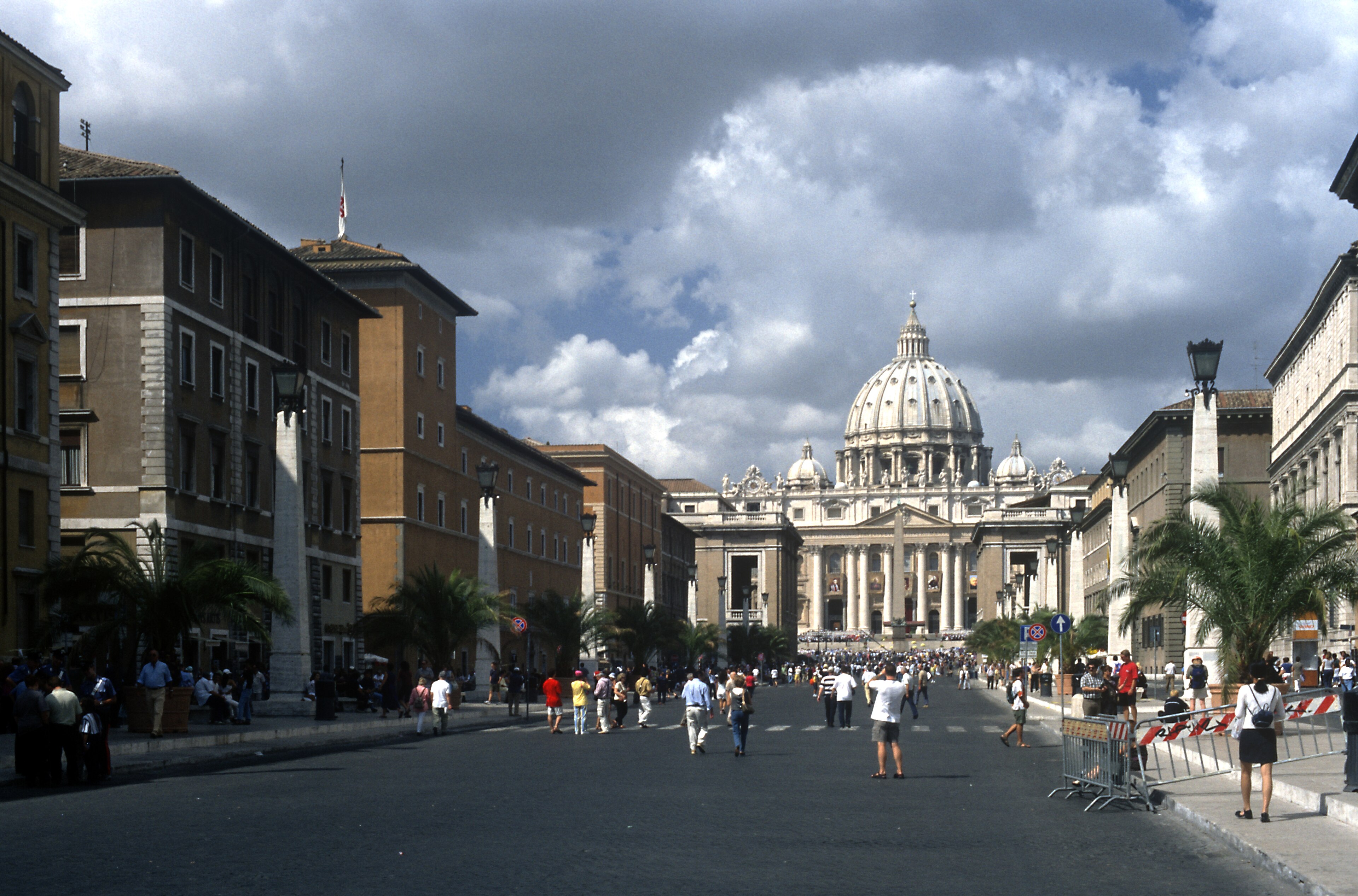 Approaching from Via della Conciliazione
