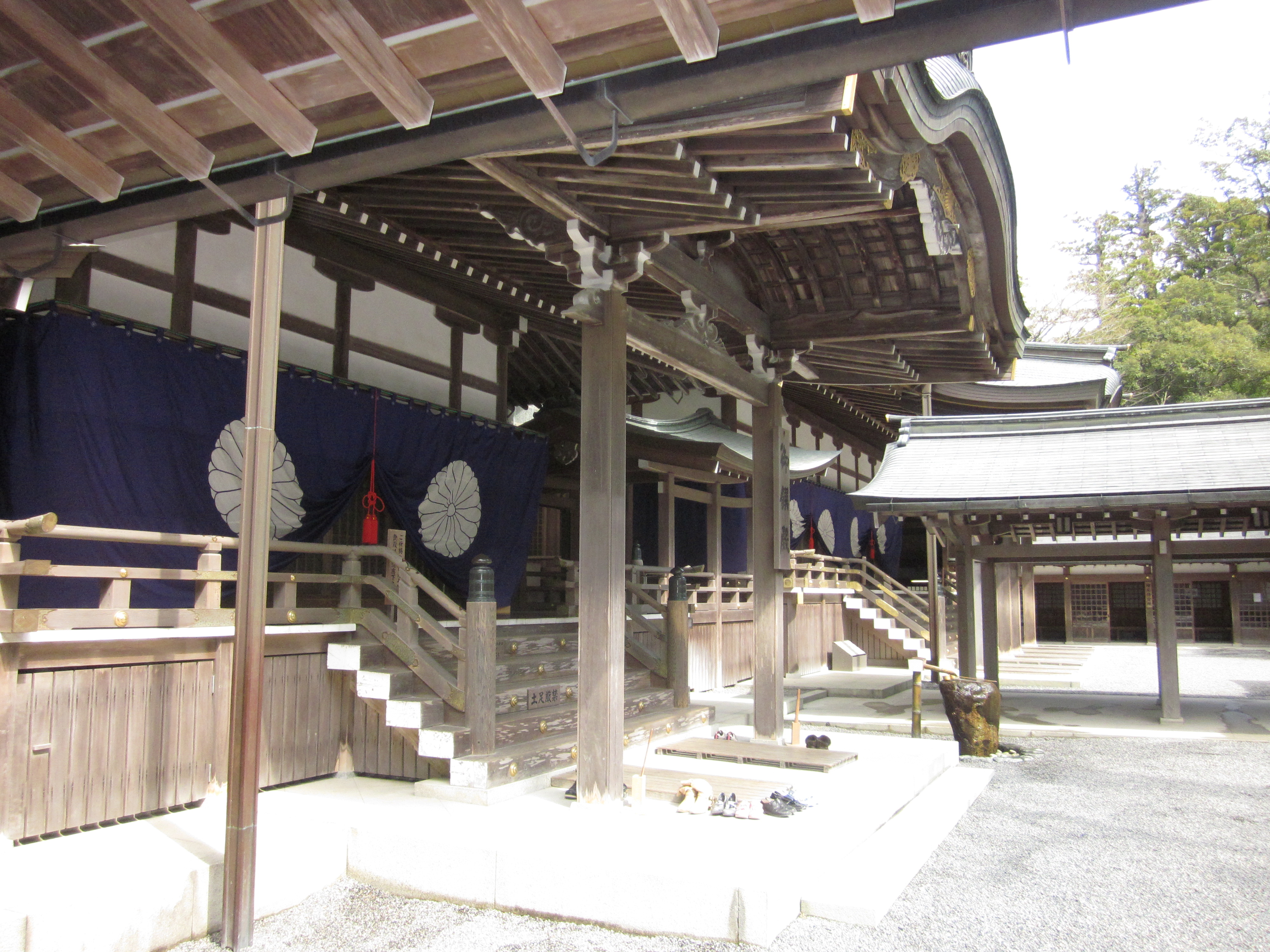 The main sanctuary of Naiku, dedicated to the sun goddess Amaterasu-ōmikami.