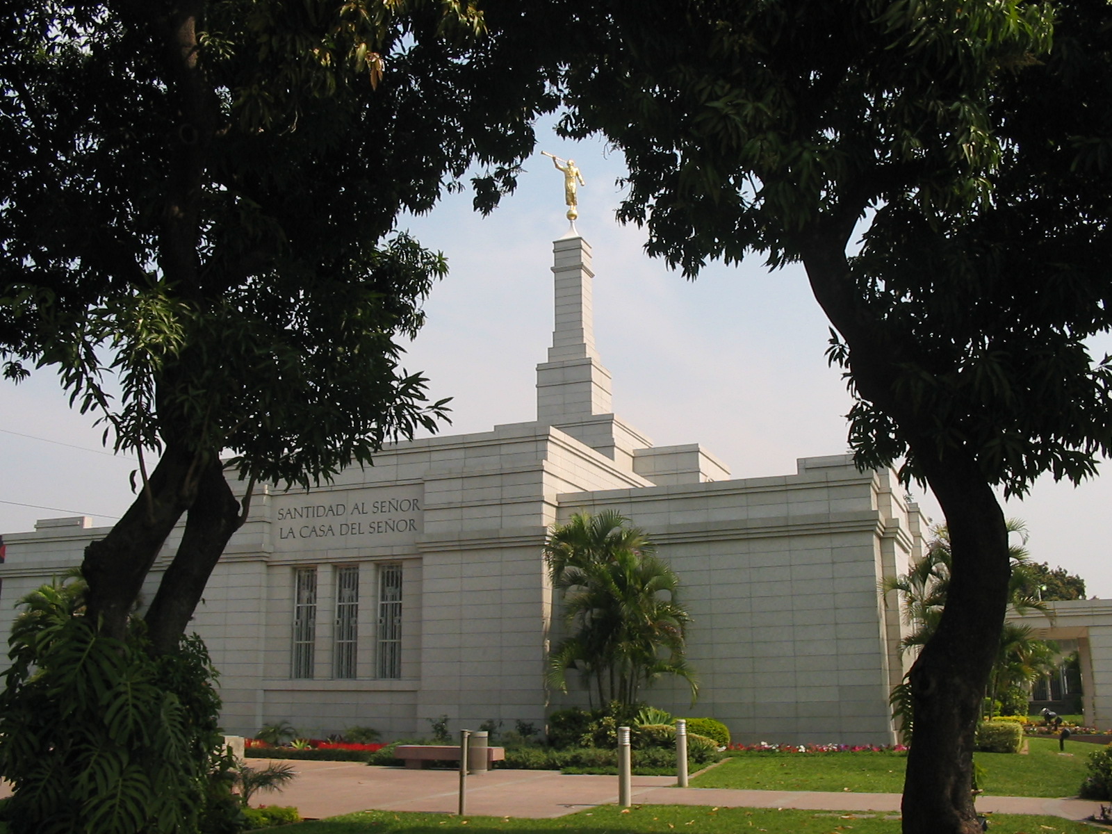 Exterior view of the Asunción Paraguay Temple during the day.