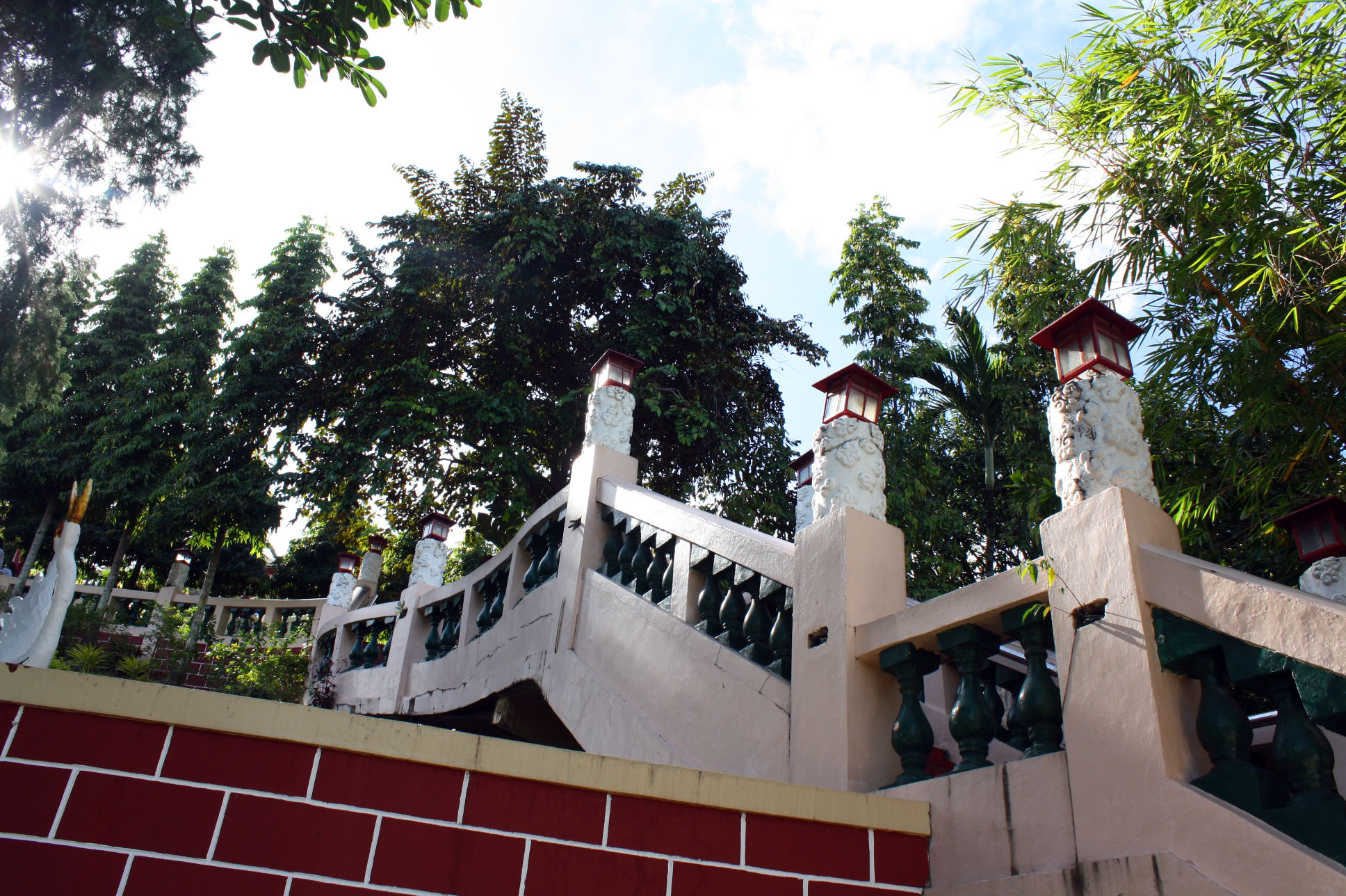 Exterior view of the Cebu Taoist Temple