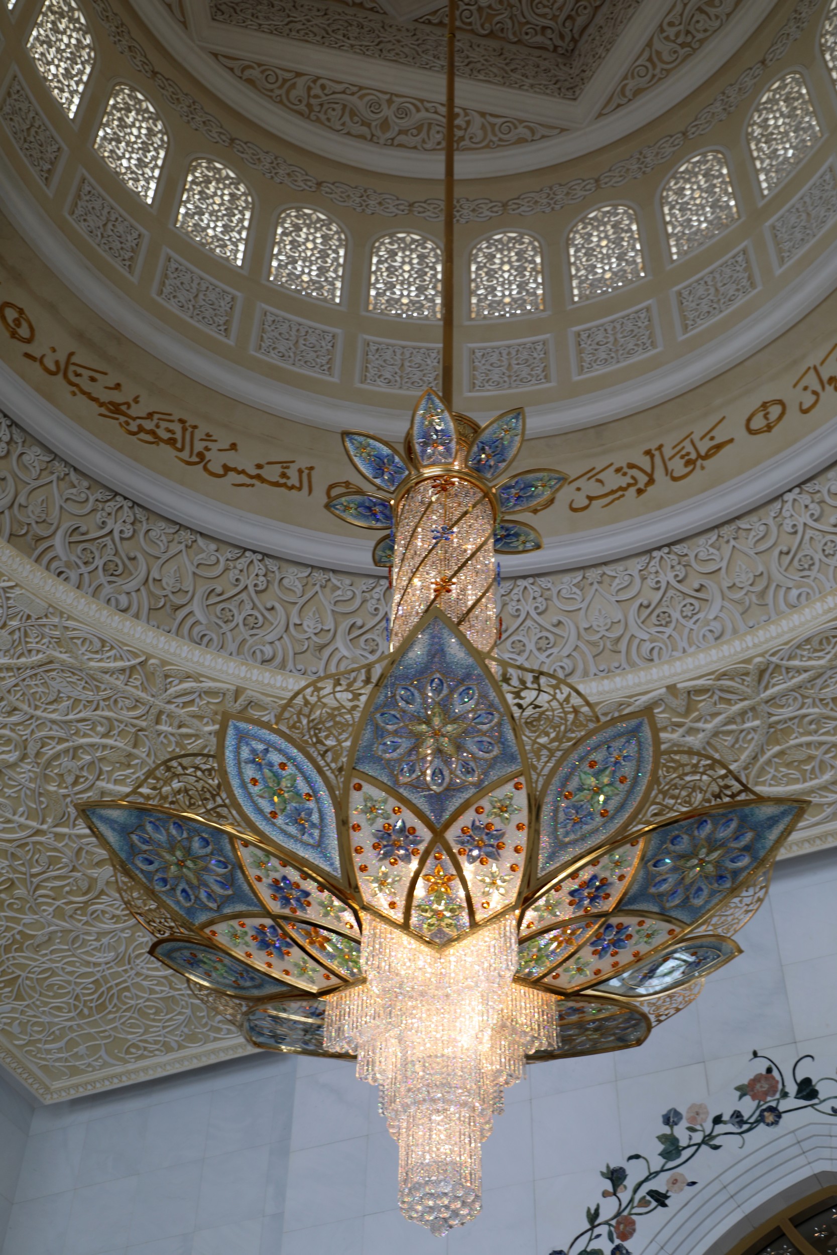 A close-up view of the mosque's columns, inlaid with mother of pearl and semi-precious stones.
