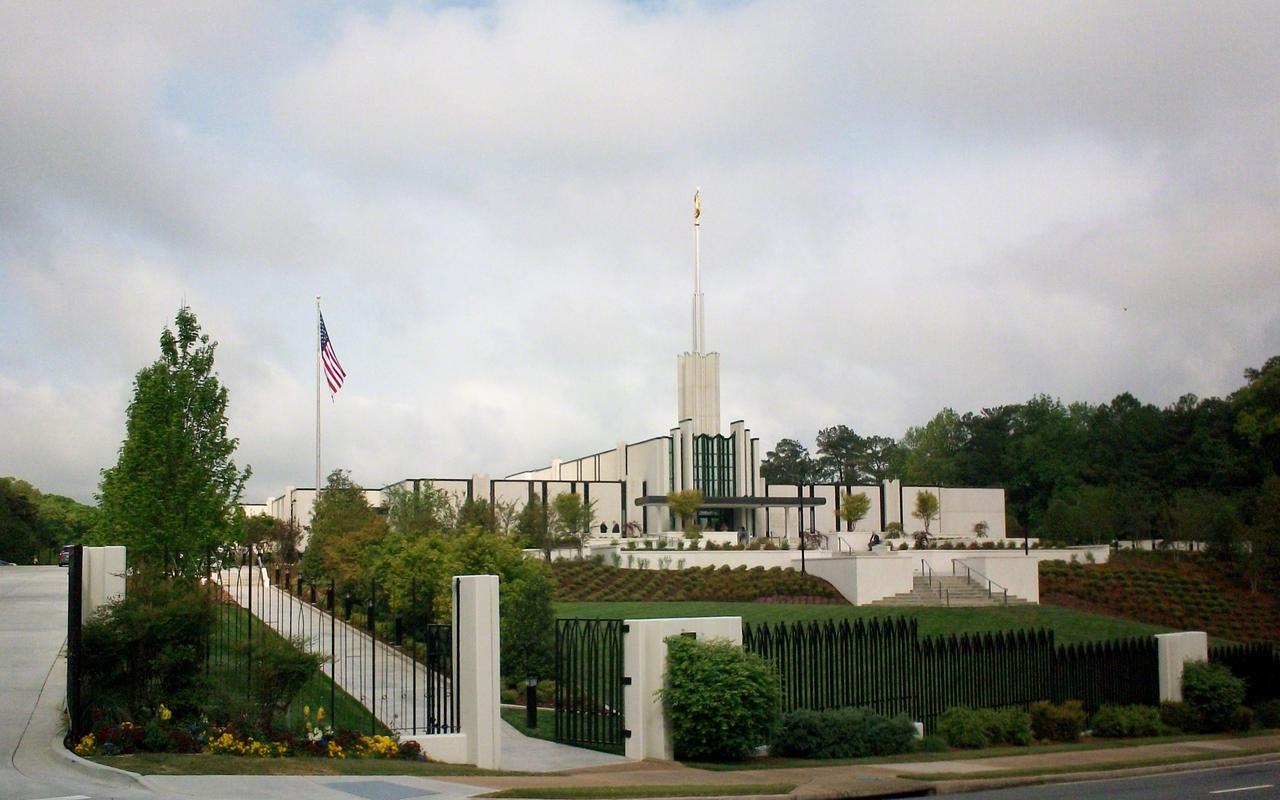 Atlanta Temple exterior