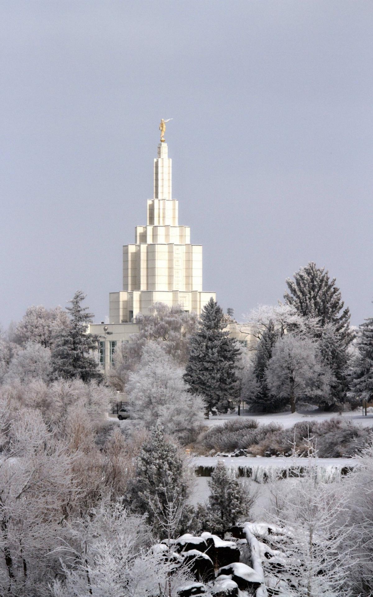 The temple's reflection in the water, highlighting its beauty.