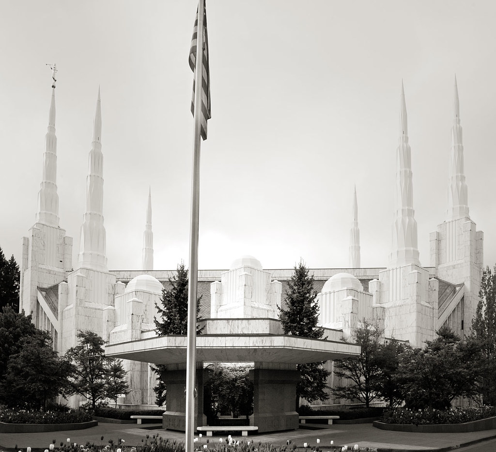 Front view of the Portland Temple from the grounds