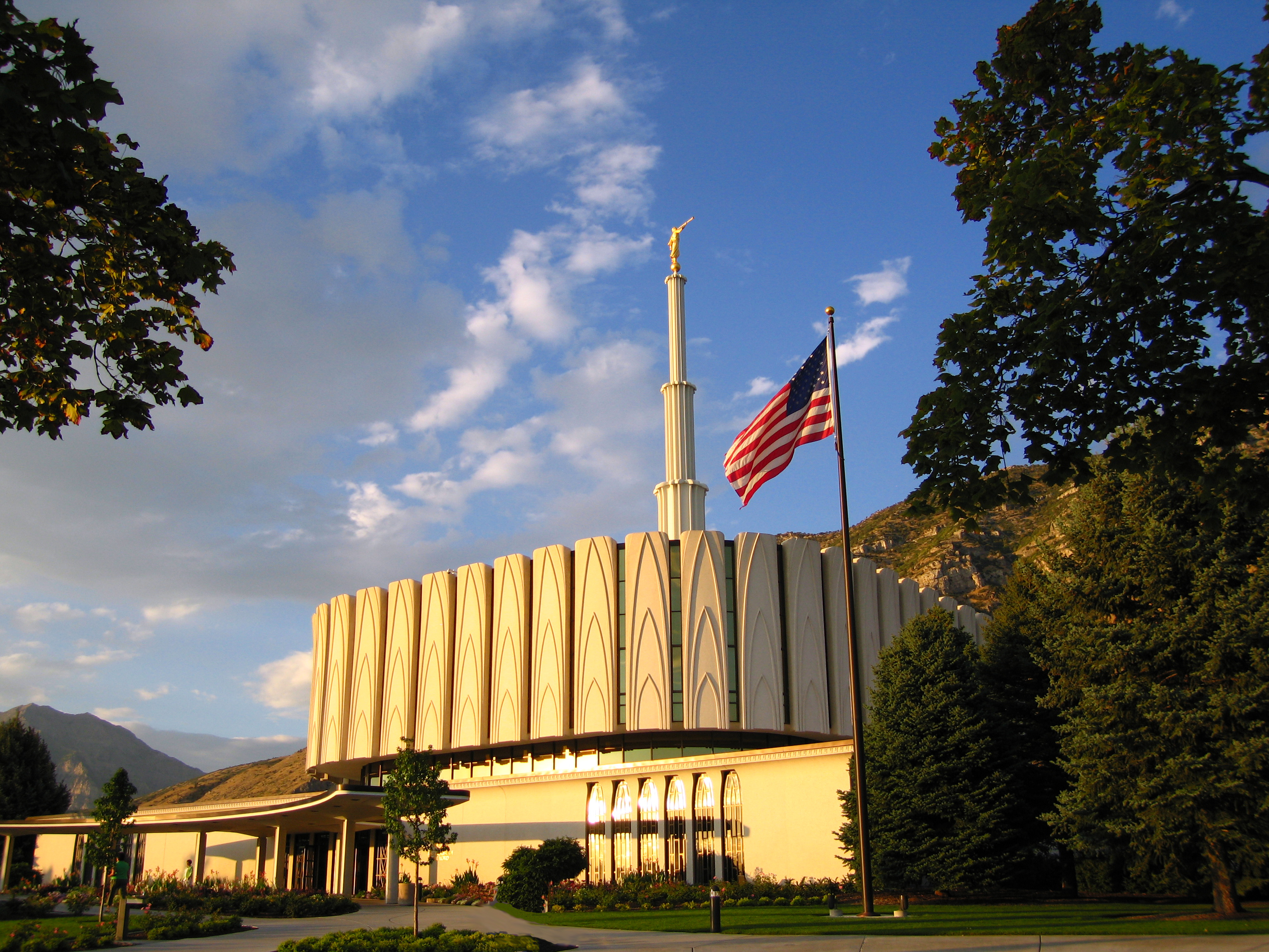 Daylight wide-angle showing the modernist architecture