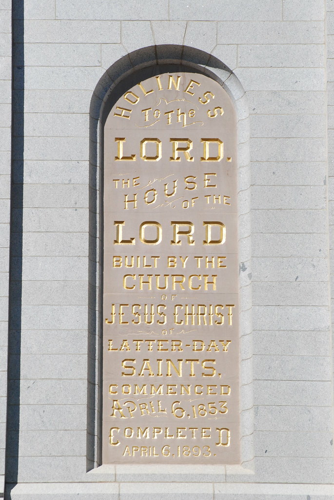 Holiness to the Lord inscription