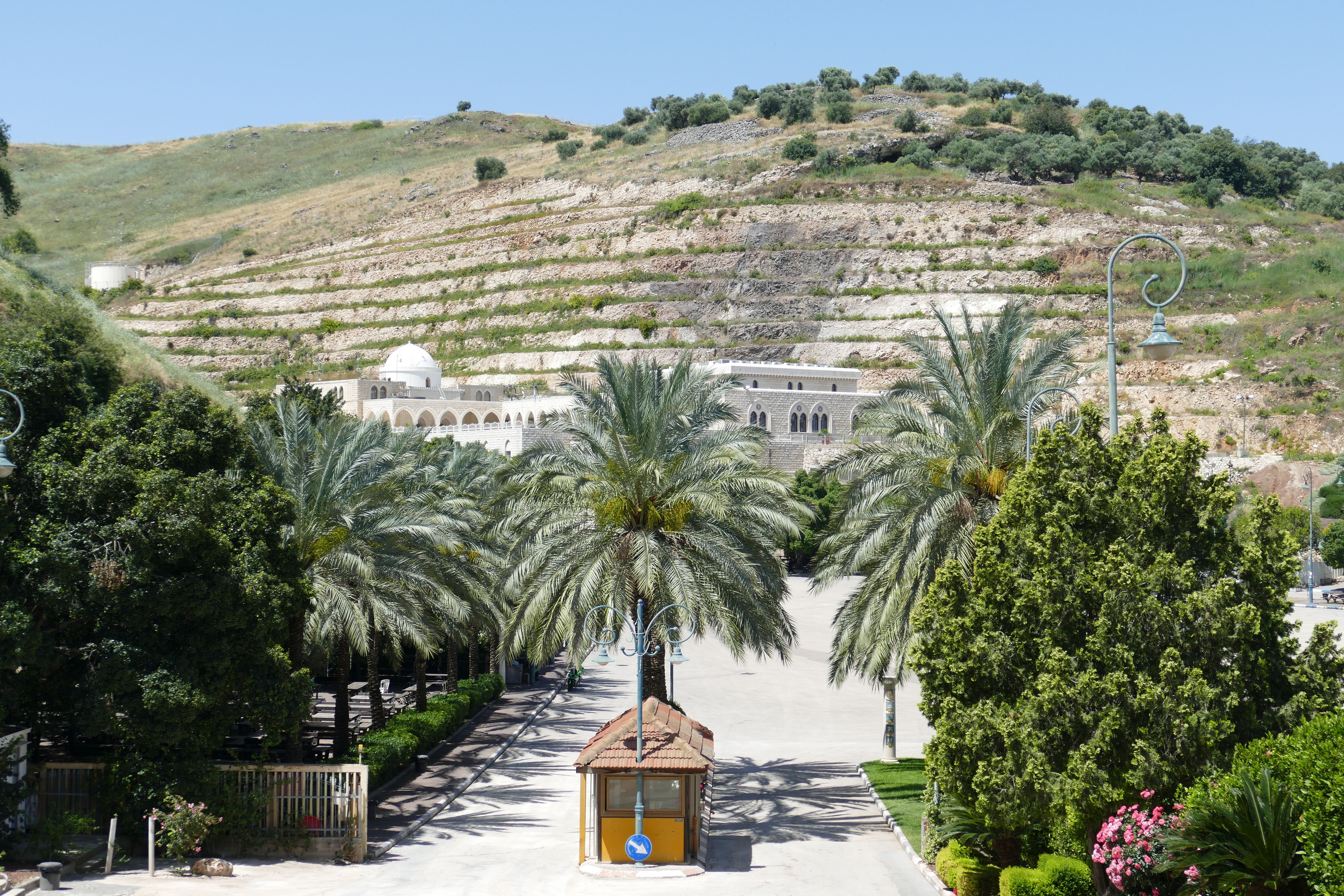 Entrance to the tomb of Nabi Shu'ayb.